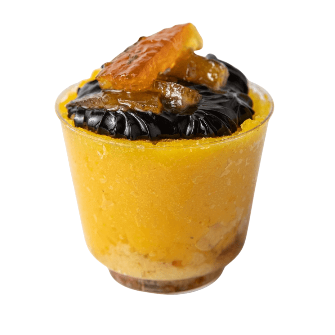 Bizcocho de Naranja con Crema de Naranja, Crema bombón y cascaritas confitadas